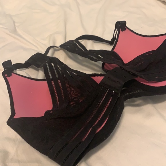 Victoria’s Secret PINK bra - 50% off - Picture 4 of 7